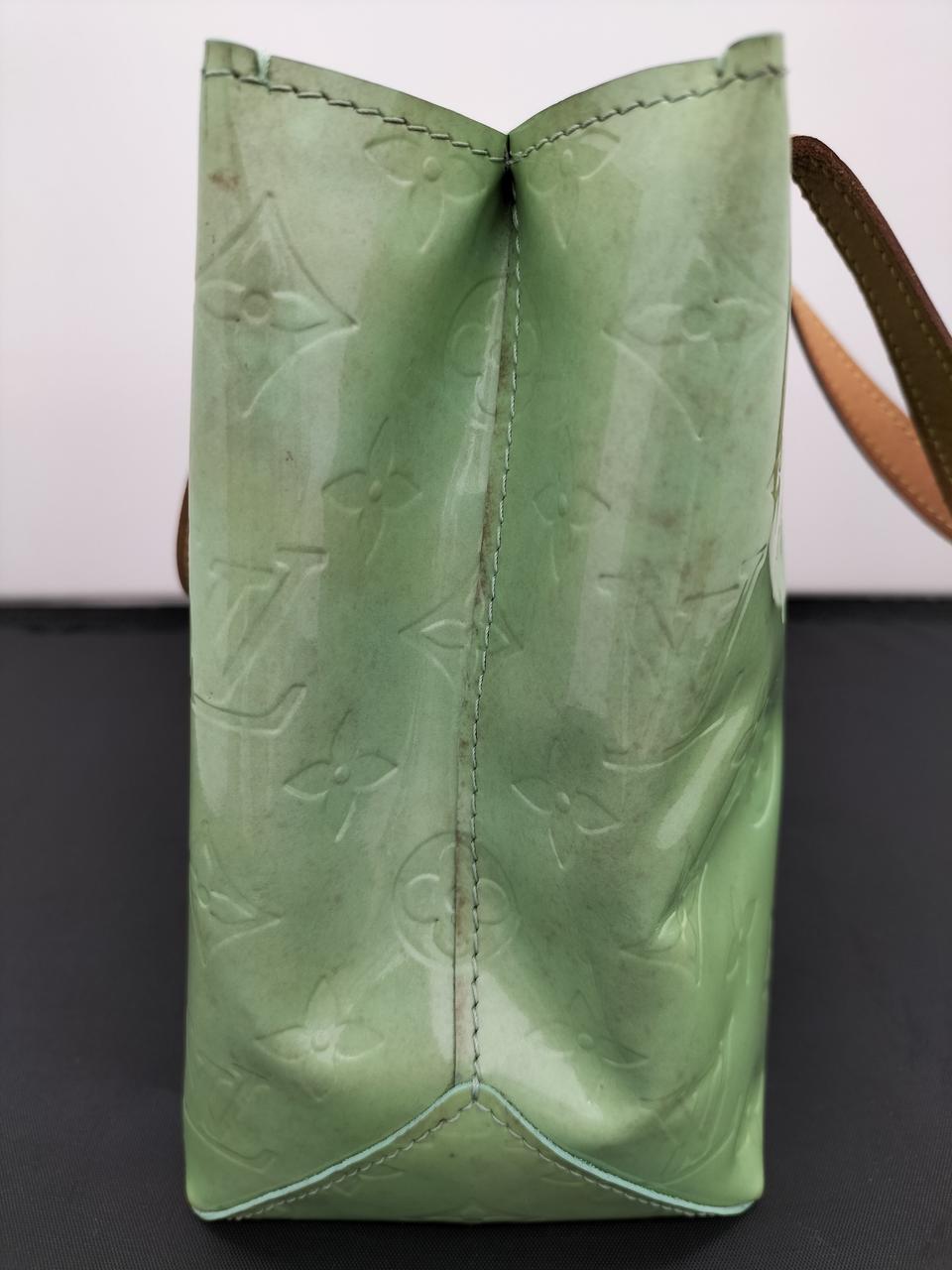 シミ汚れあり。