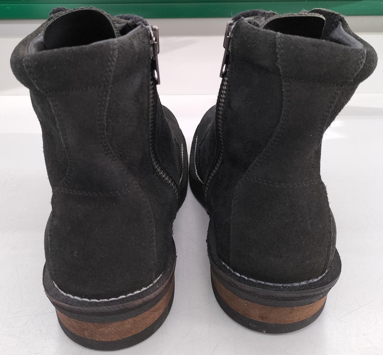 ヘタリあります。