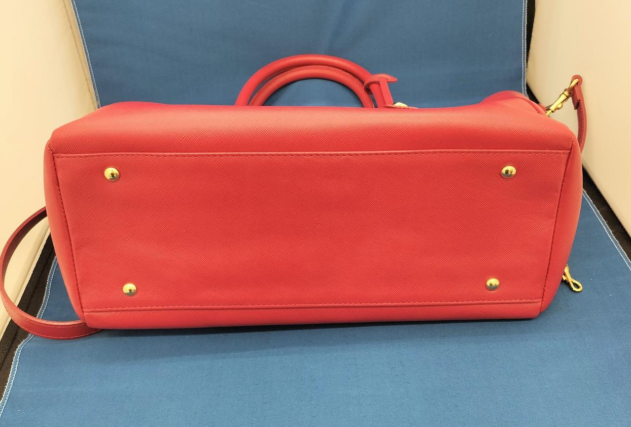 底面も綺麗です。