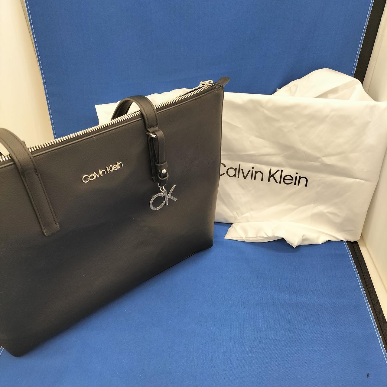 保護袋がついています。