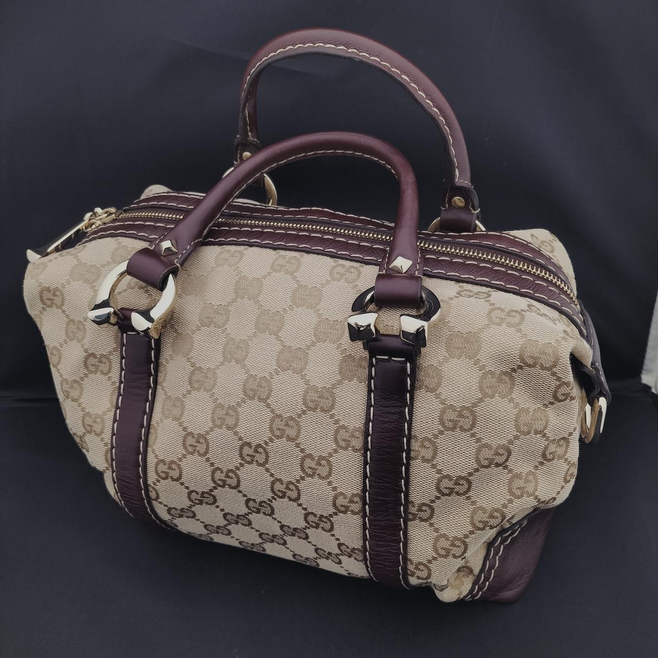 持ち手、チャックも綺麗です✨️