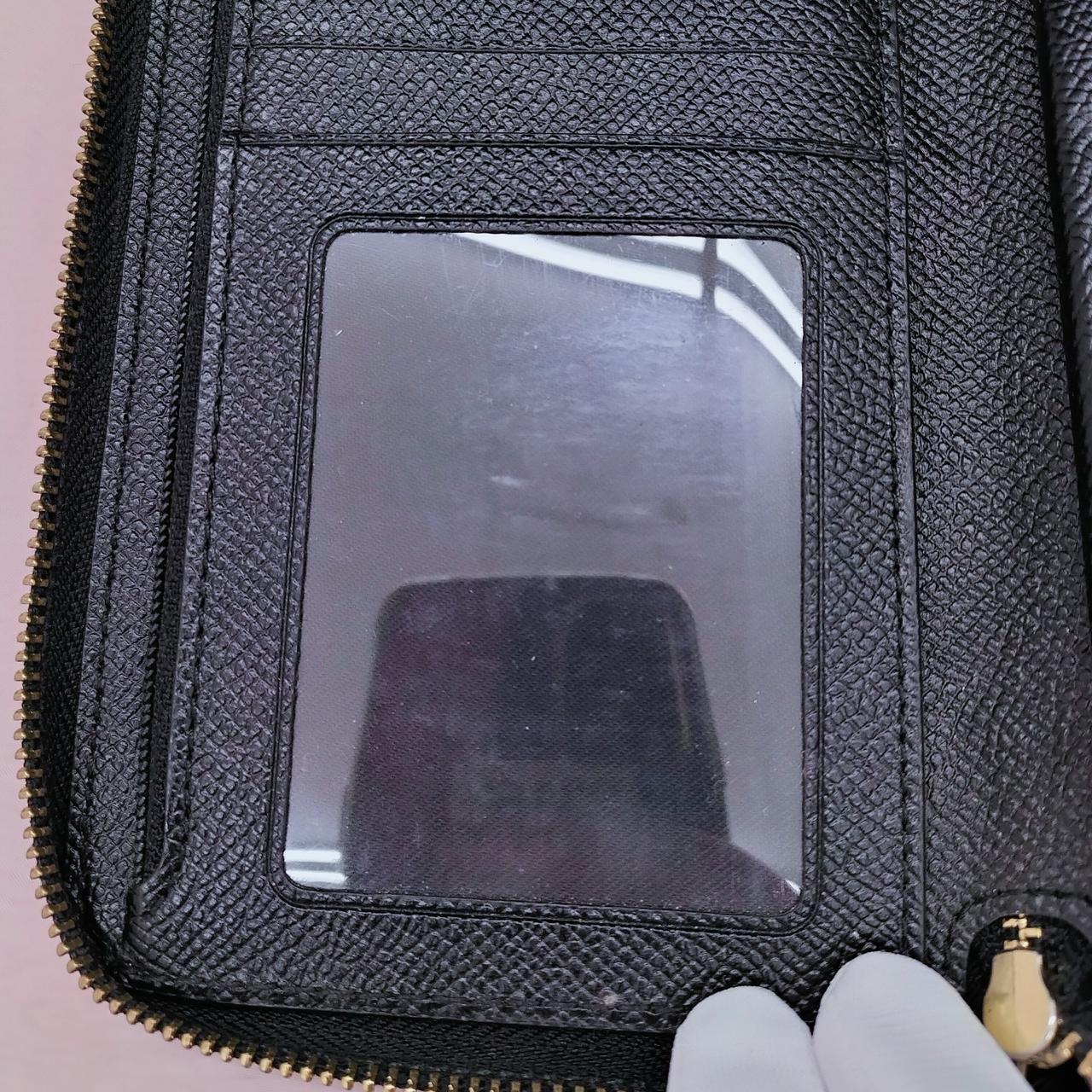 カードケースに汚れ、傷あり