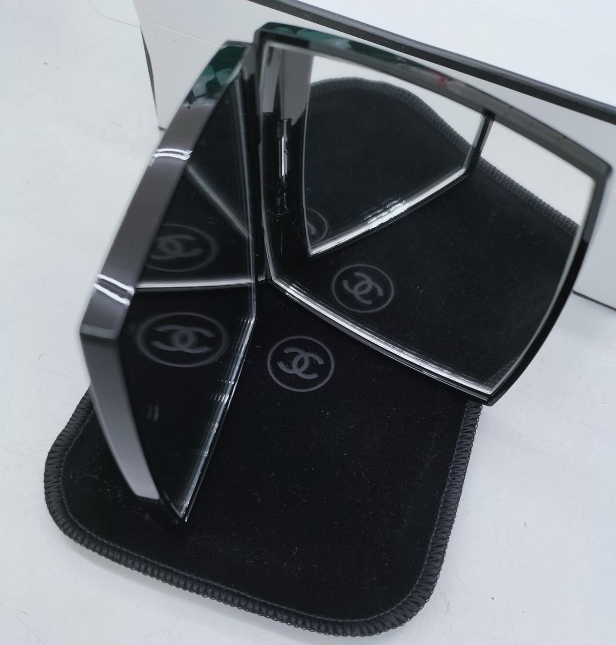 両面ミラーになってます