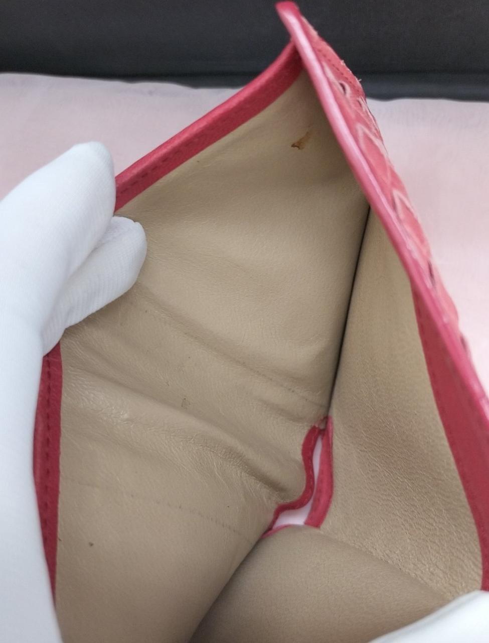 中に小さな汚れあり