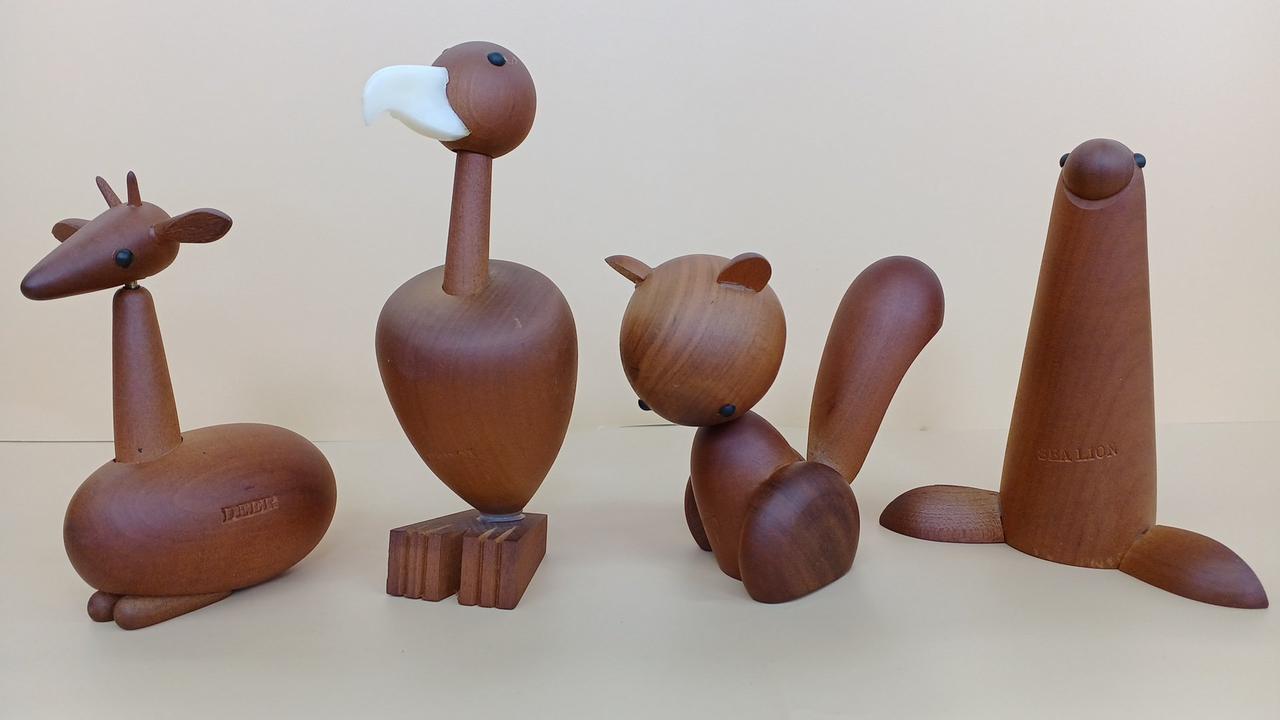鹿、コンドル、リス、アシカ