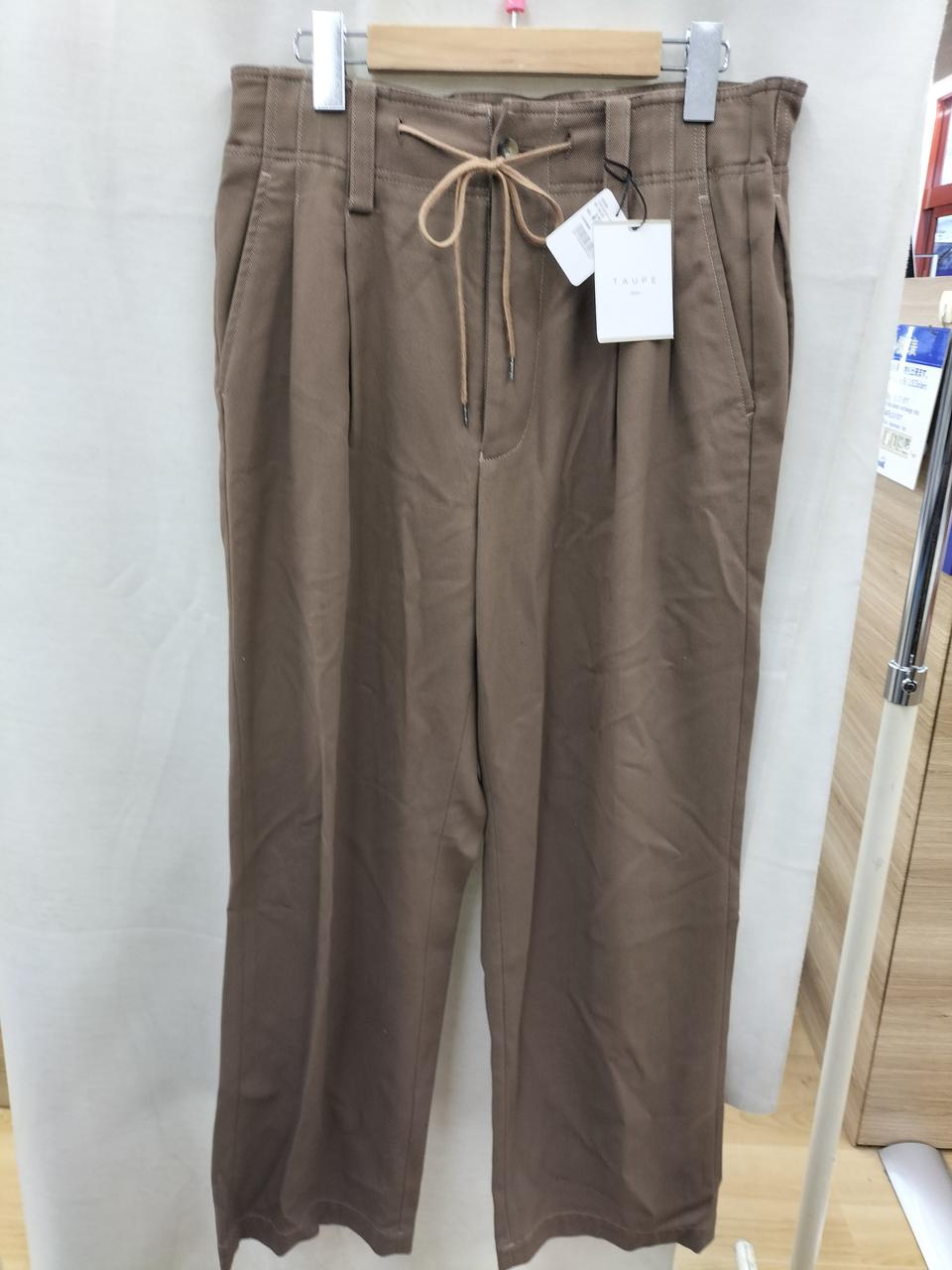 未使用品ですが店舗保管にご理解下さい😊