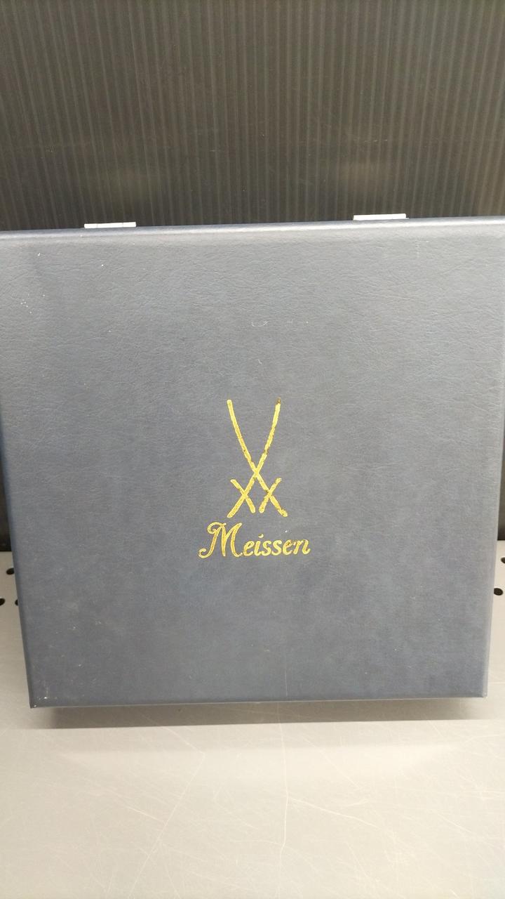 箱の保存状態は良く有りません