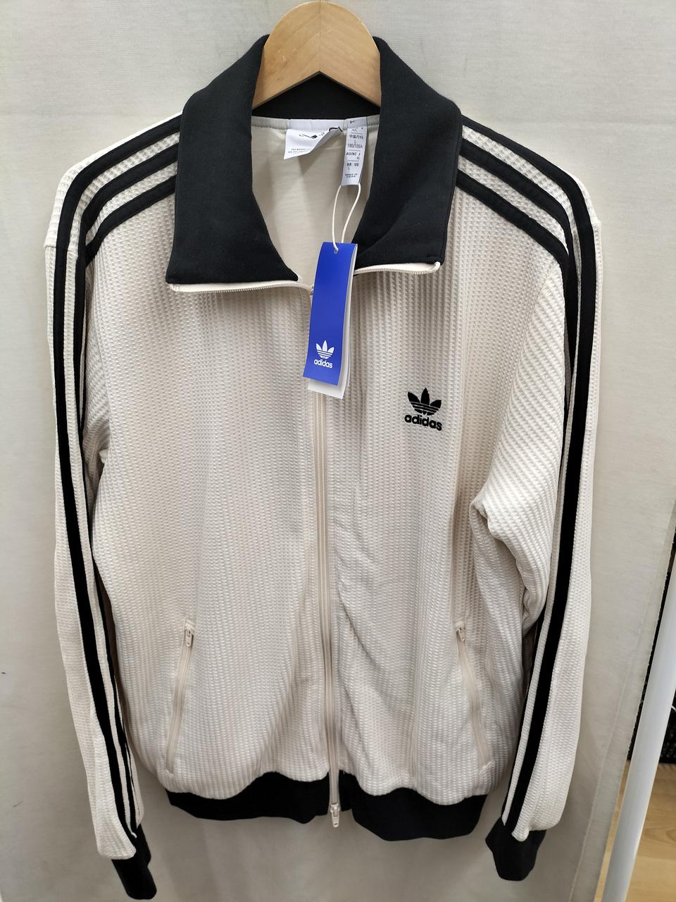 タグ付きですが店舗保管にご理解下さい😊