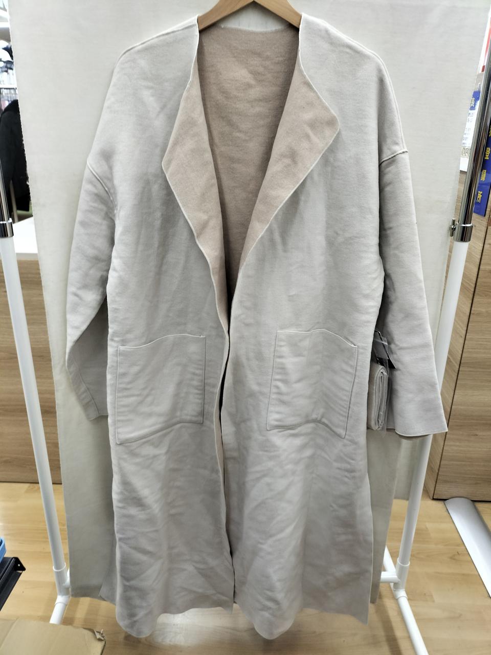 タグ付きですが店舗保管にご理解下さい😊