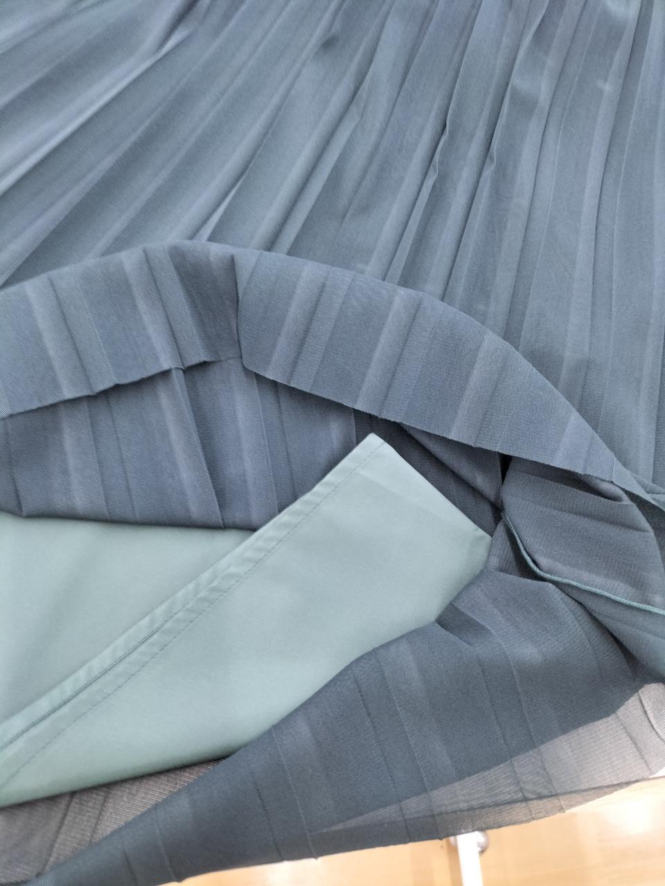 プリーツ裏地あり