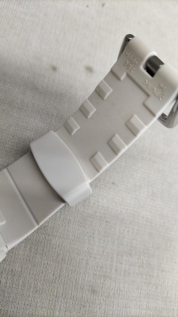 ベルト黄ばみあり