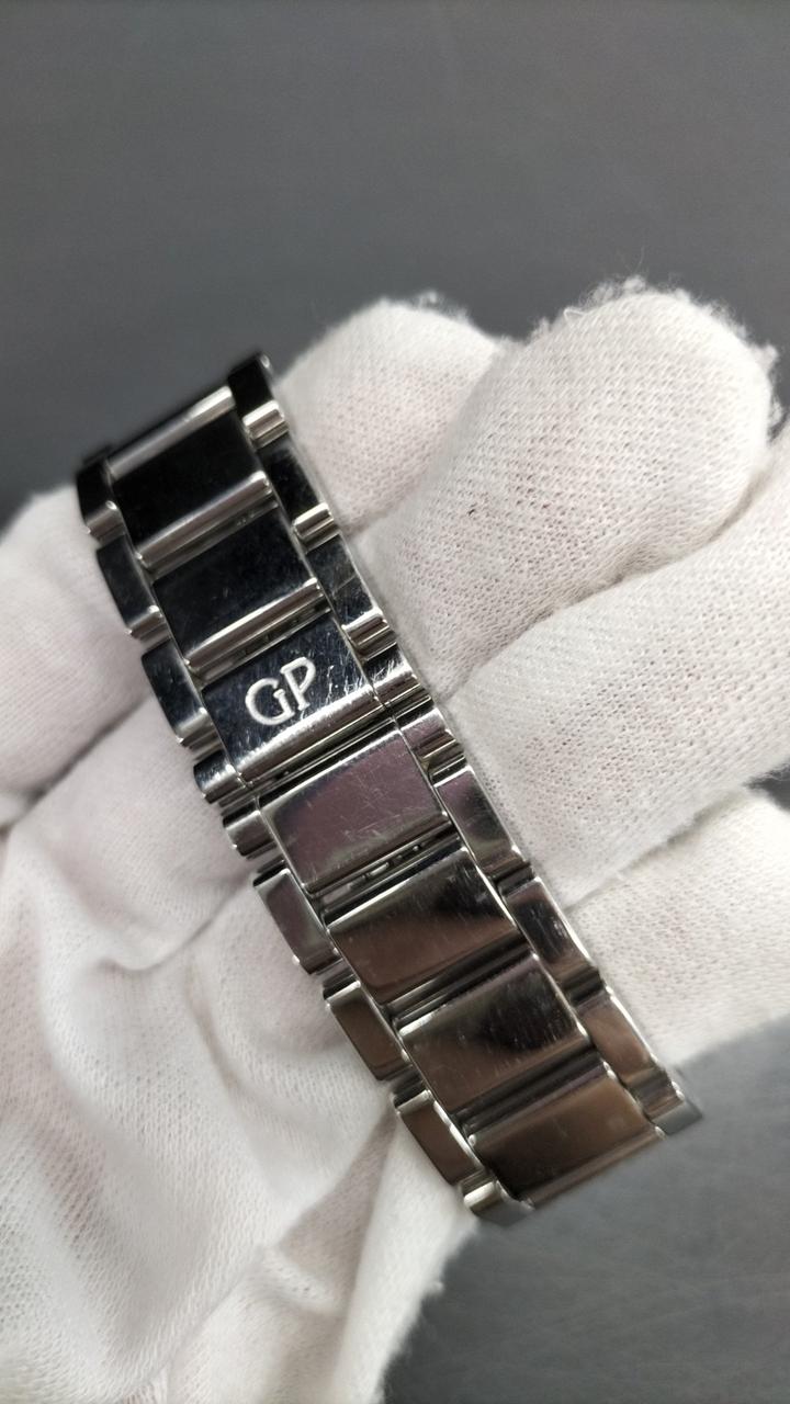 留め具が緩く取れやすいです