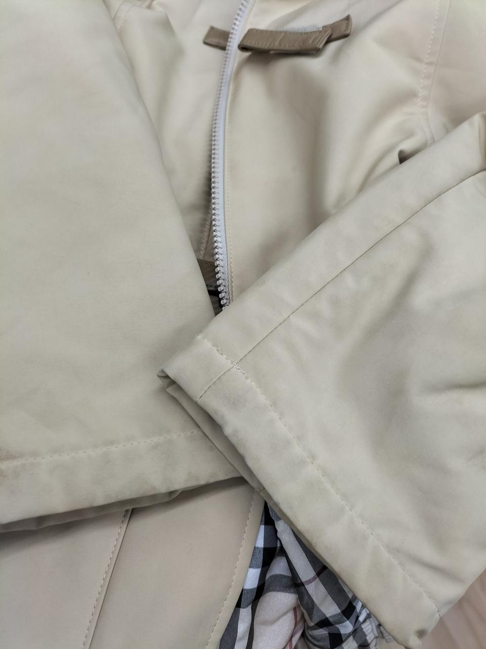 袖口うっすらヨゴレあり