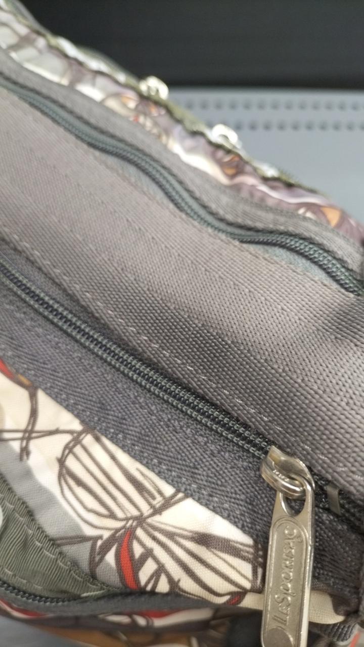 変色あり