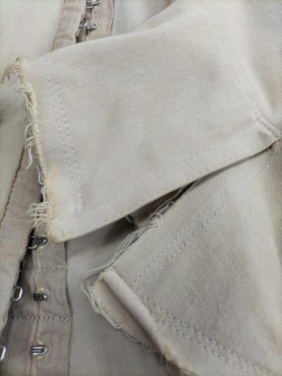 袖口シミあり