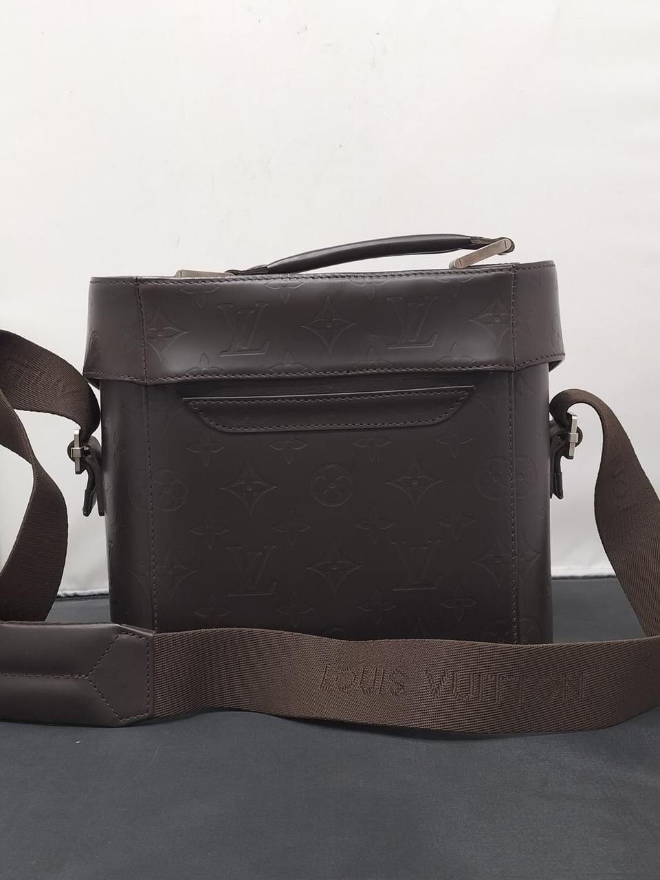 せんとしお　ルイヴィトン　モノグラム　グラセ　チャーリー　ブラック　160 LOUIS VUITTON ルイ・ヴィトン/チャーリーカメラバッグ