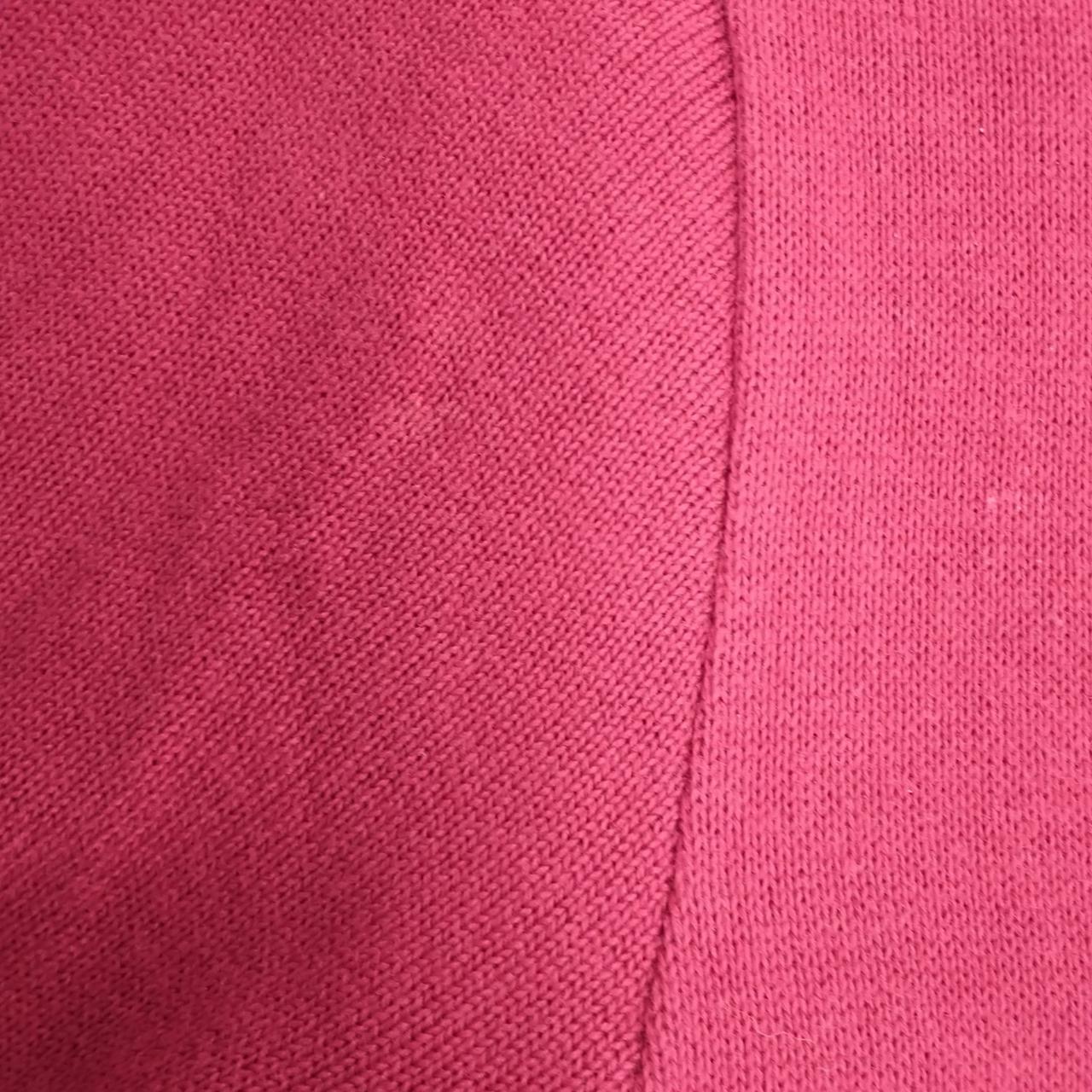 部分的に汚れがございます。