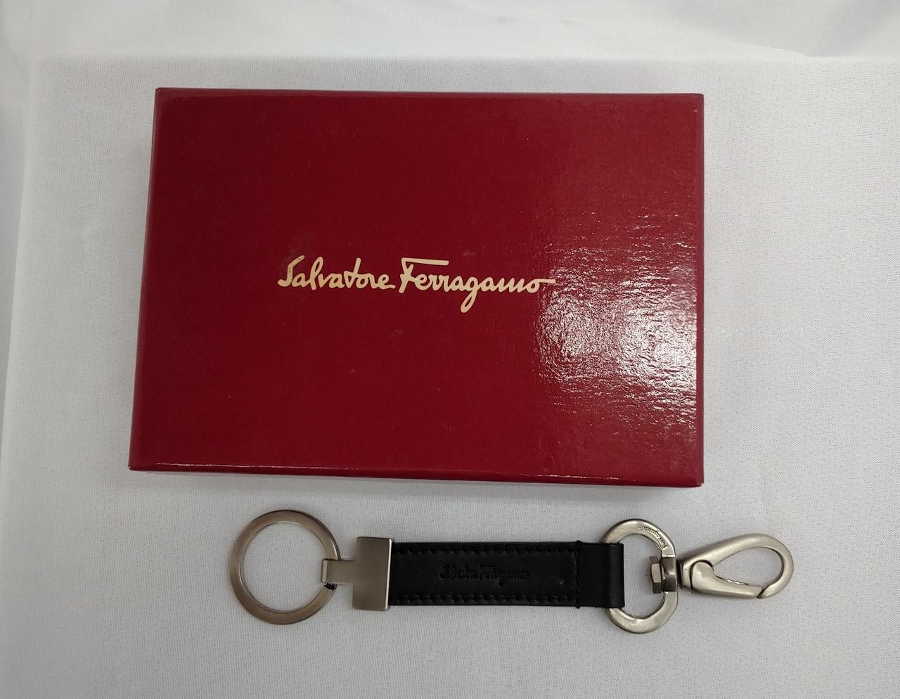 週末値下げSalvatore Ferragamo レザーキーリング キーホルダー フェラガモ(FERRAGAMO)|レザーキーリング|【ハードオフ公式通販】オフ