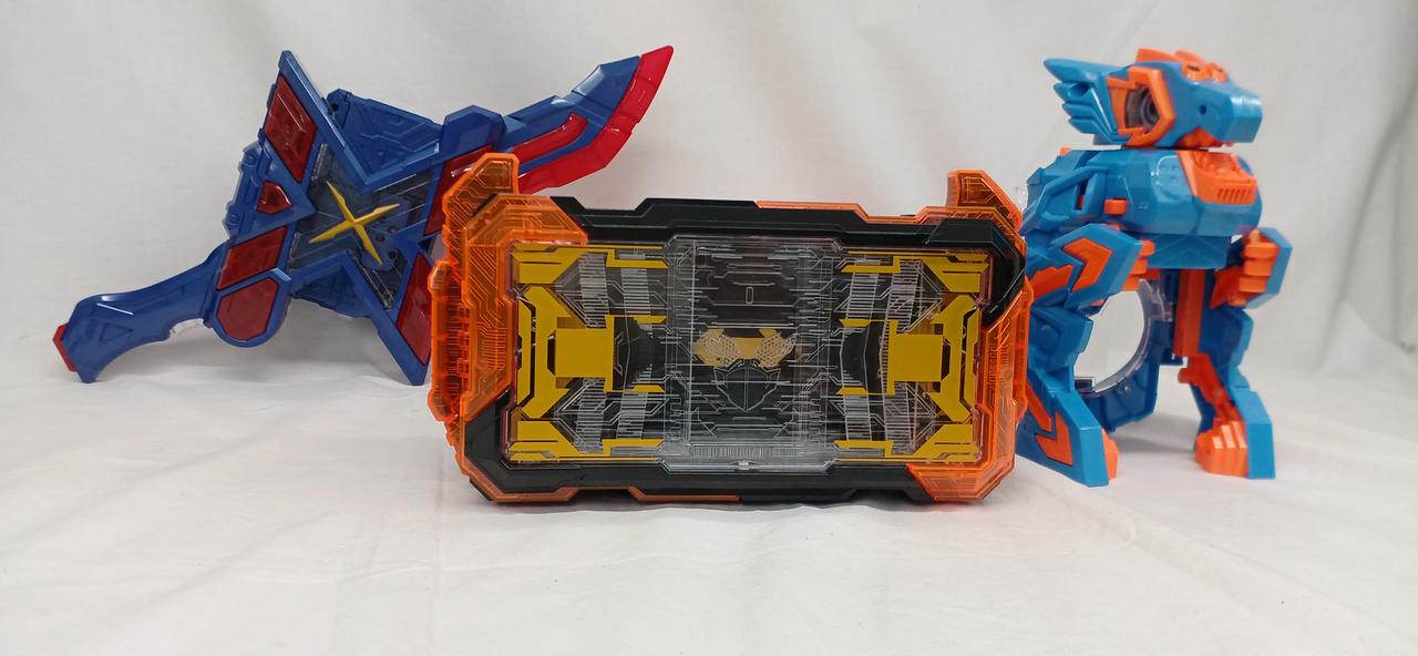 DXガッチャードライバー&ケミーニジゴン