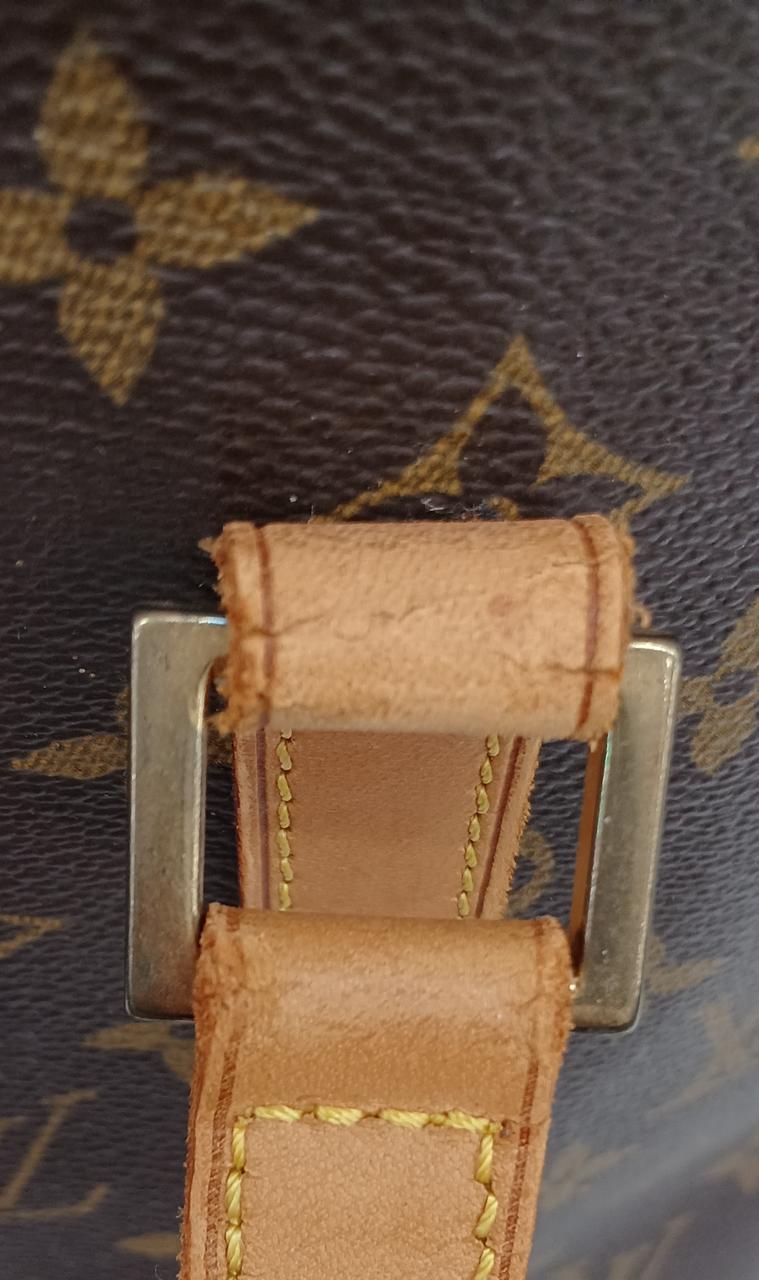 レザー劣化あり