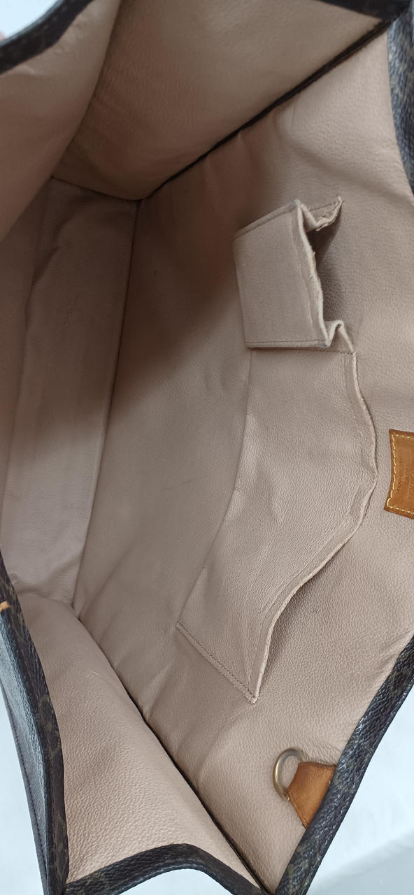 内側劣化による臭いあり