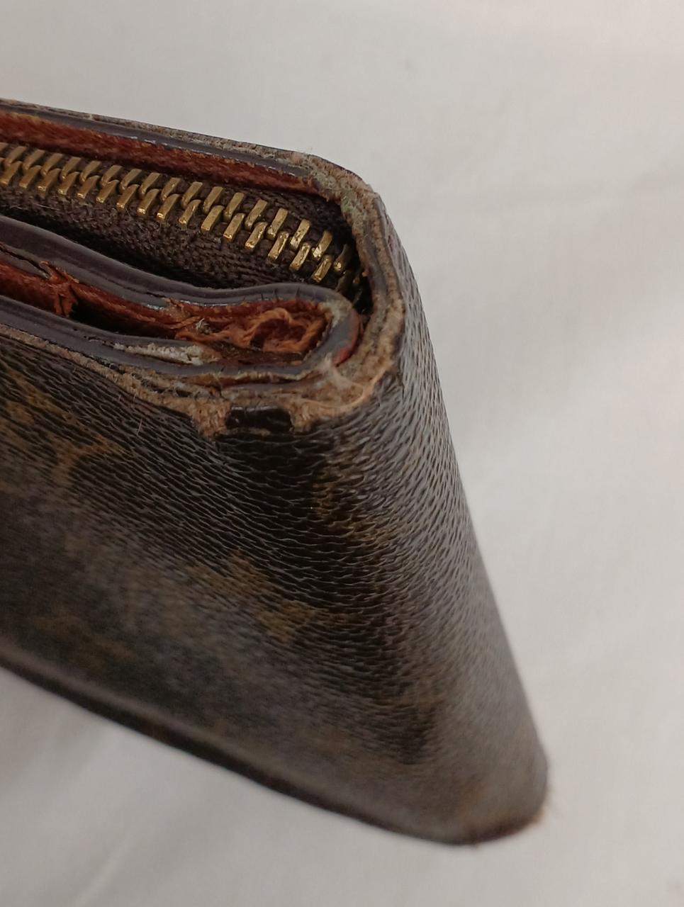 角スレ・ひび割れ・ほつれ有