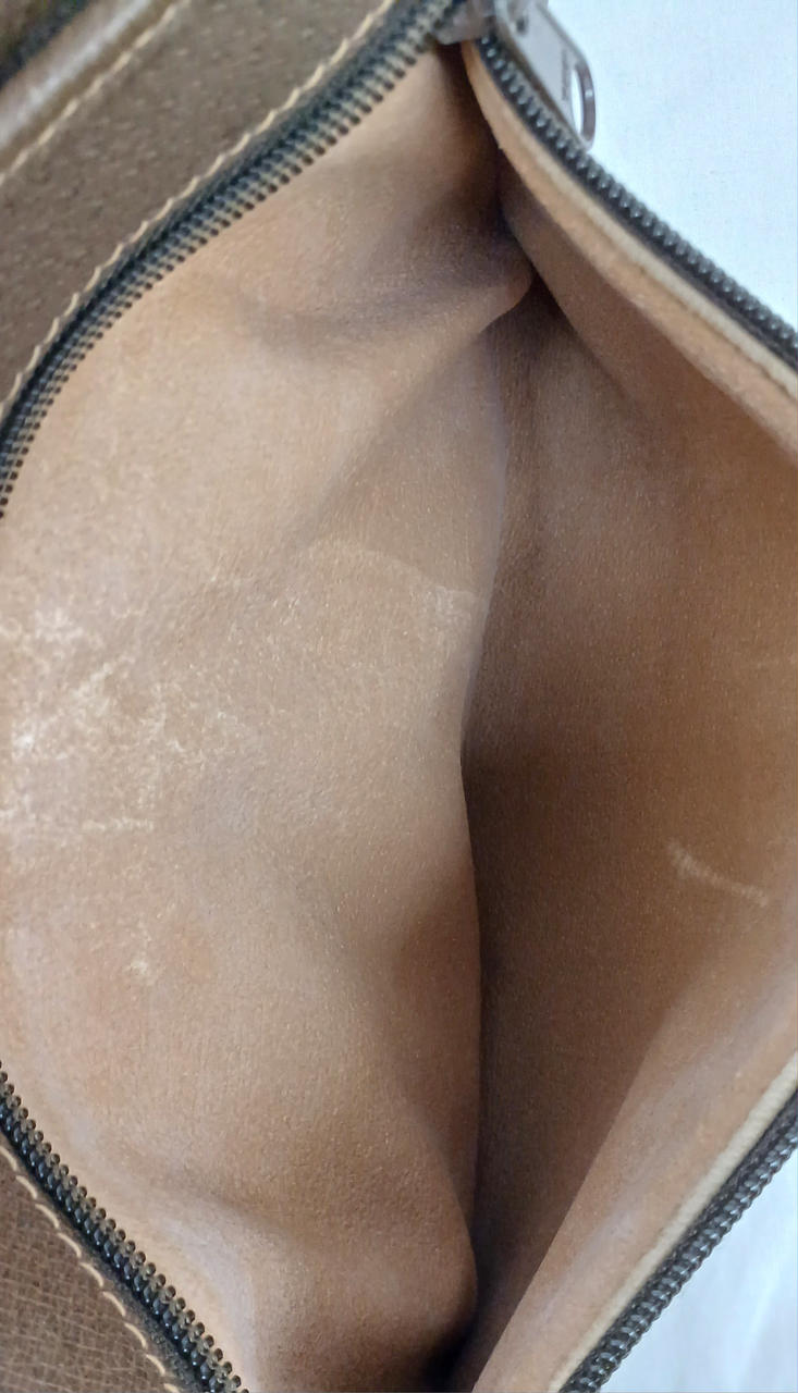 前ポケット内劣化有り