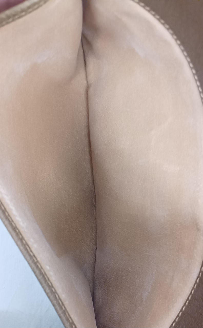 後ろポケット内内側劣化有り