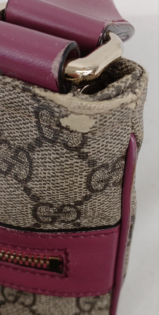 角スレキズあり