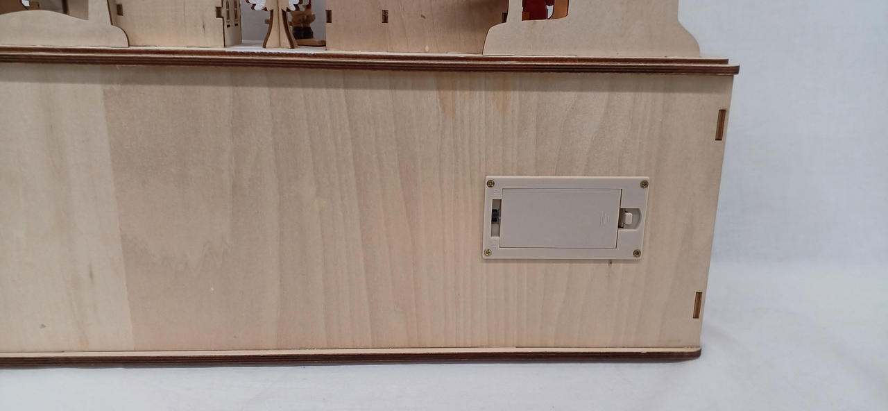 しみ、汚れあり