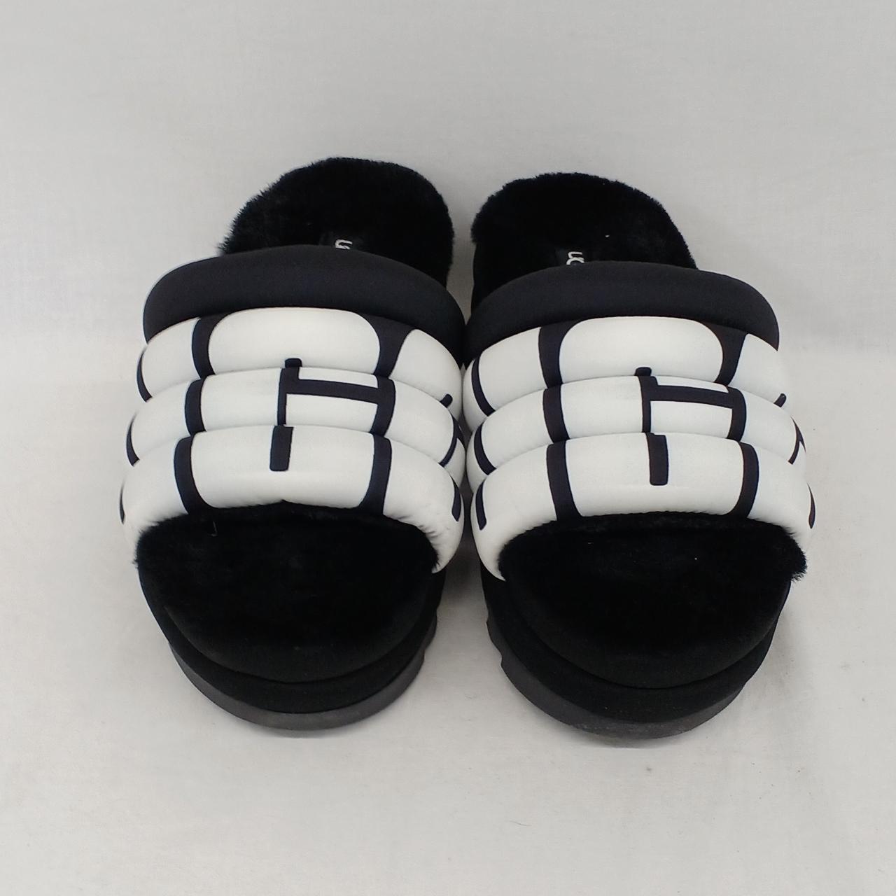 孫悟空様早い者勝ち♡新品UGG　アグサンダル　Maxi Slide Logo UGG W MAXI SLIDE LOGO Black 22SS-I（アグ マキシ スライド