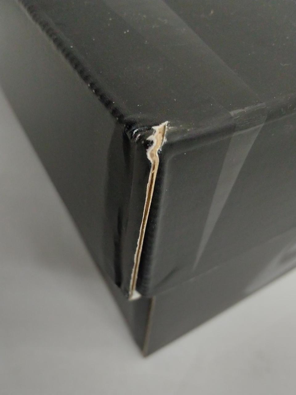 箱角スレ・破れ有り