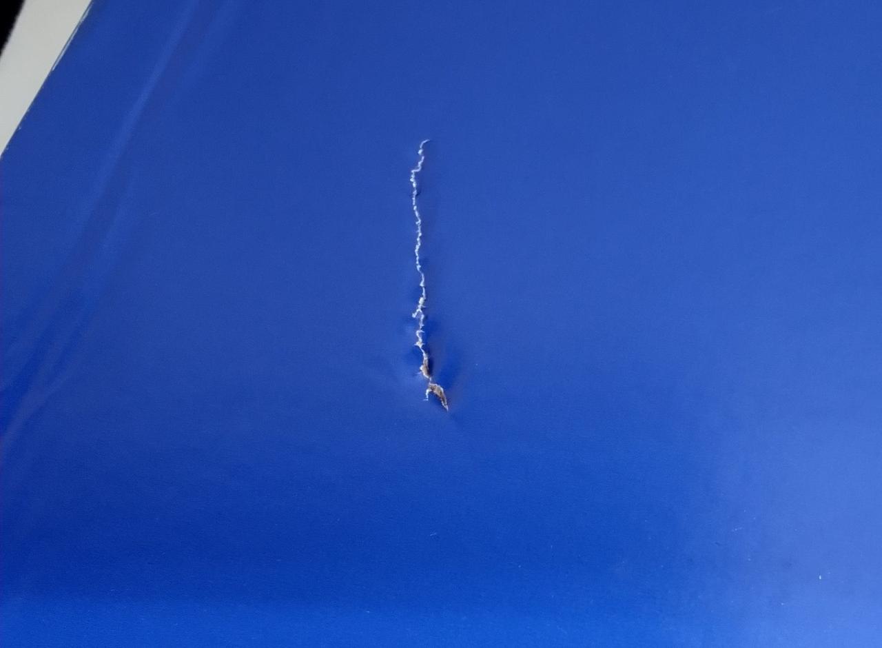 箱裏に破れ有り