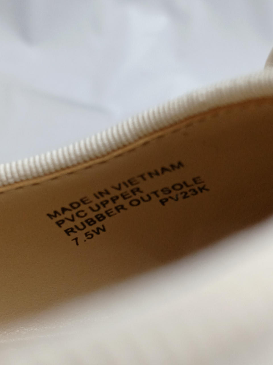 size US7.5W
約24.5cm