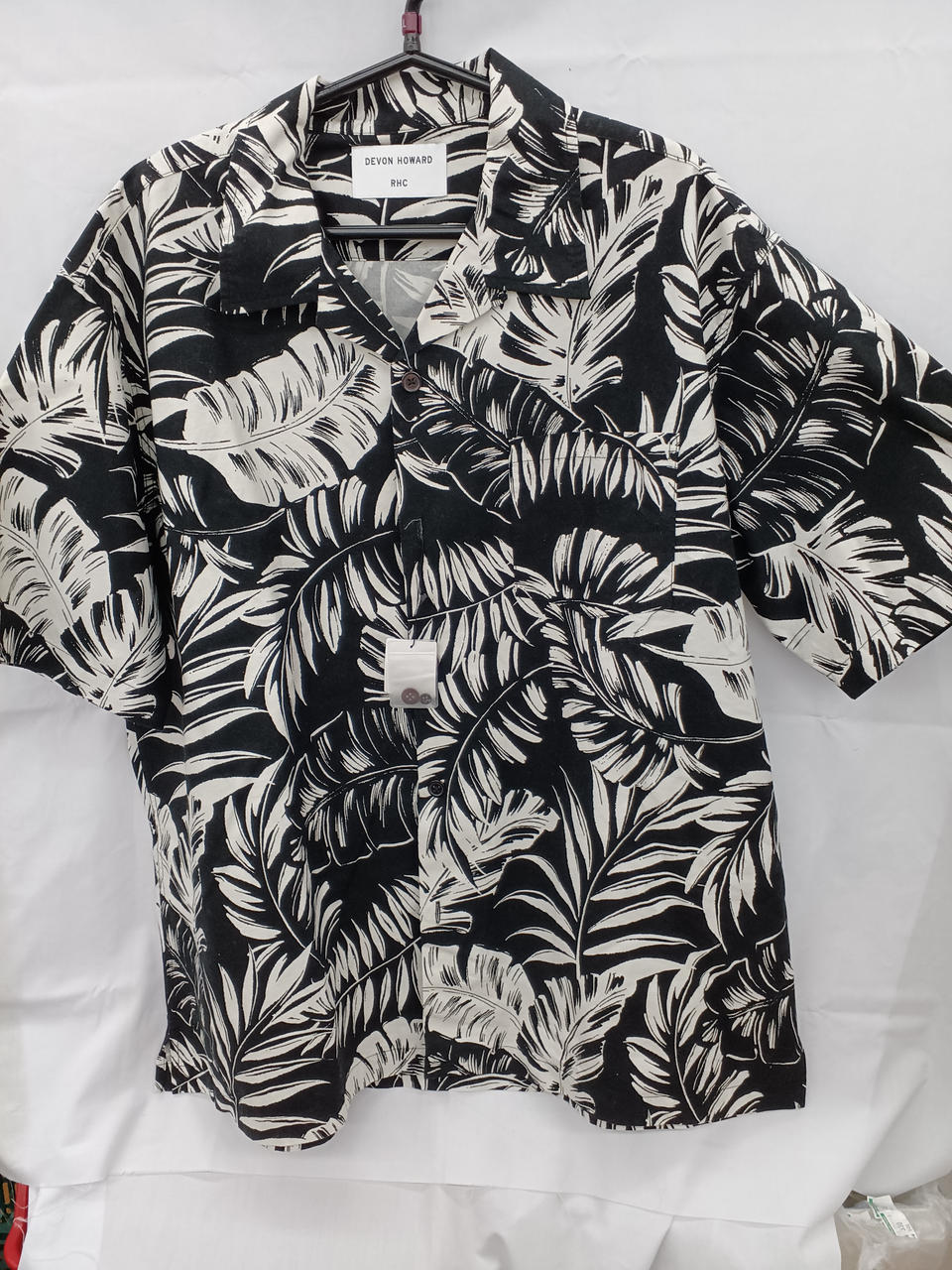 店舗販売もございます。