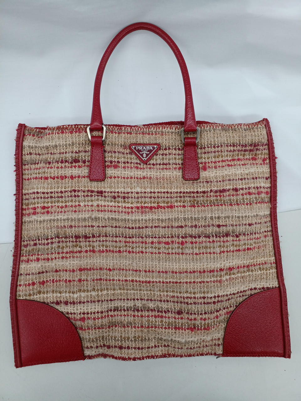 高さ　約27cm
横幅　約31cm