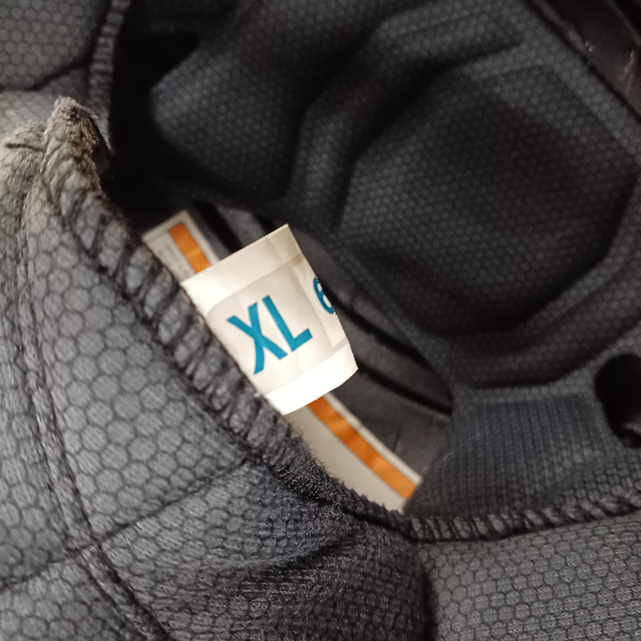 サイズ　XL(60-61cm)