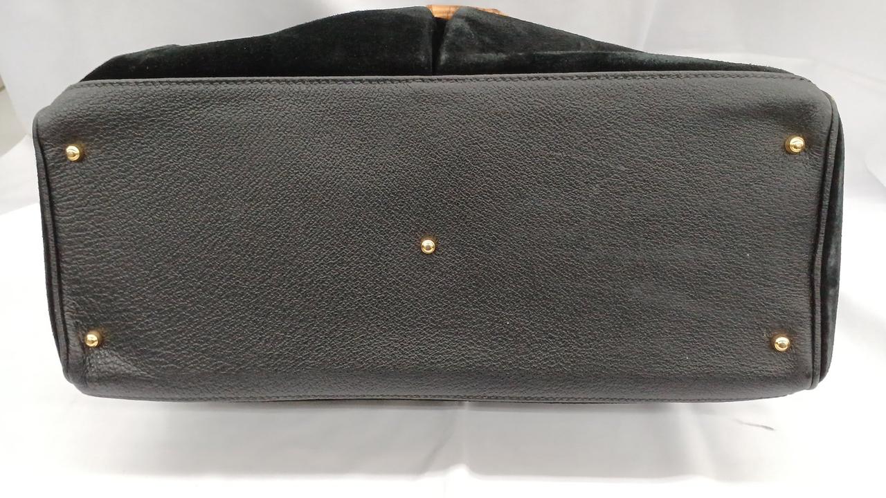 底面　キズあり