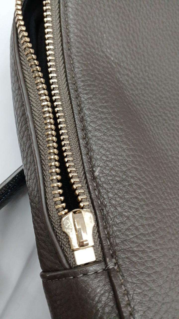 ファスナー金具が一つ欠品