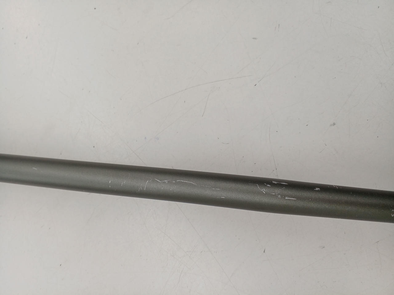 片方のみ　傷多め