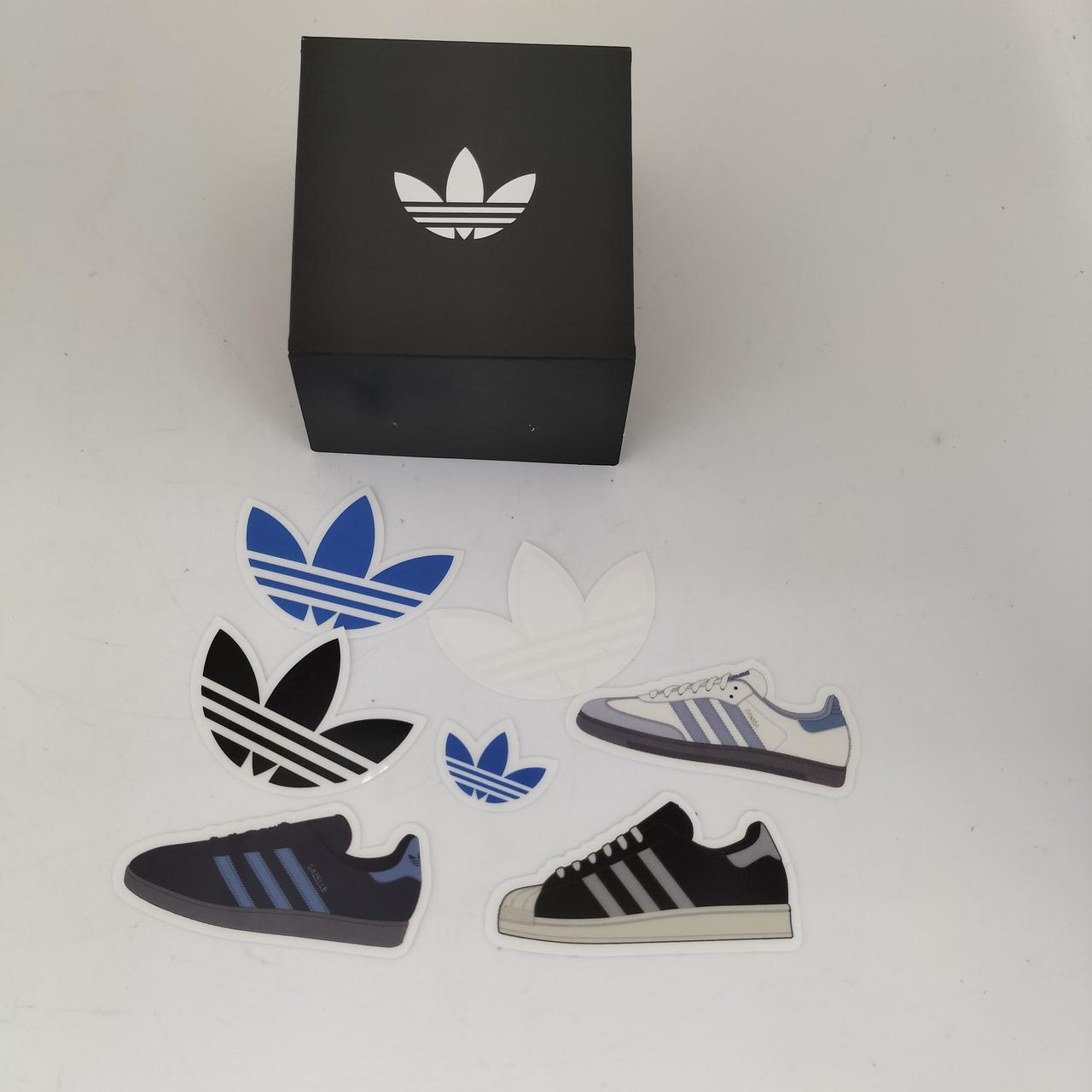 ステッカー付属