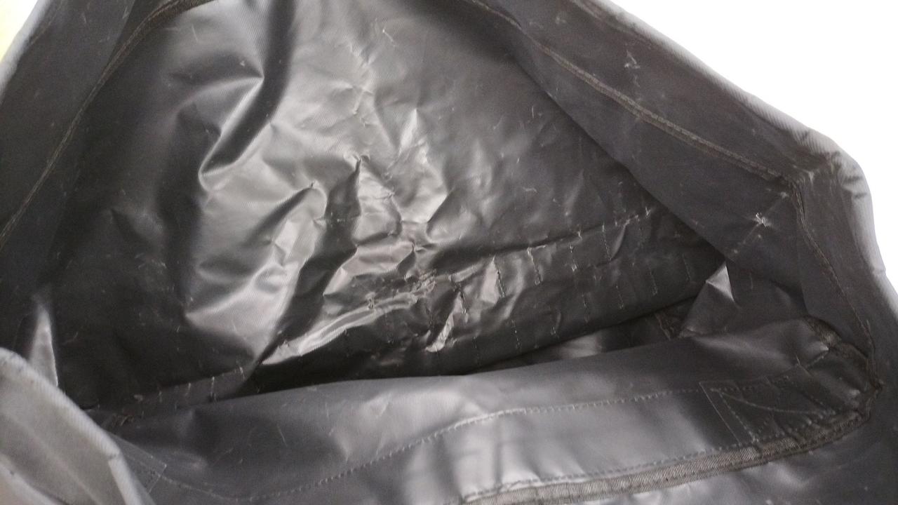 内側　使用感あり