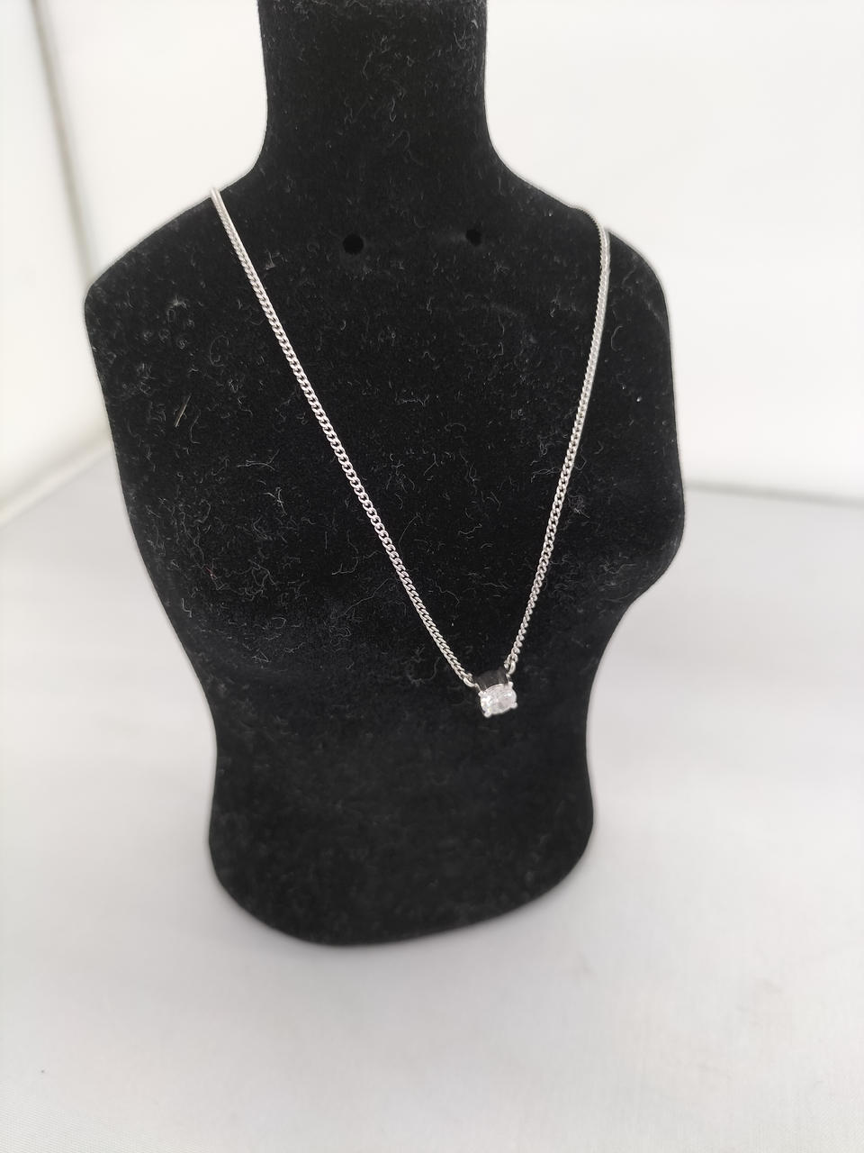 総重量3.4グラム