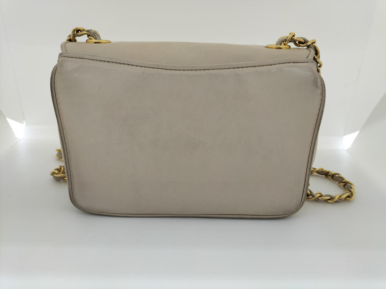 全体的に使用感があります。