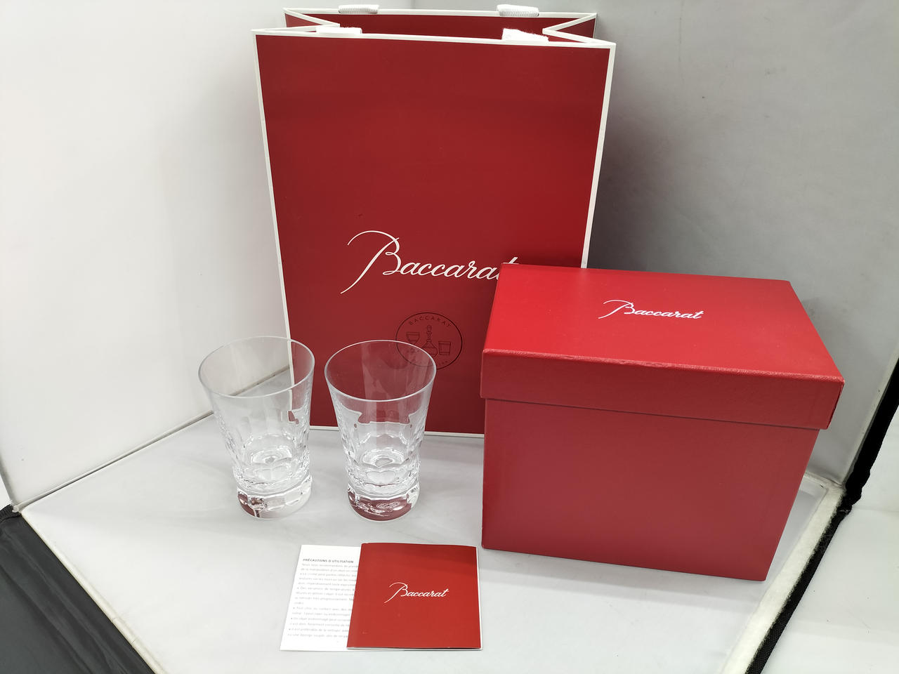 箱、手提げ付きです！