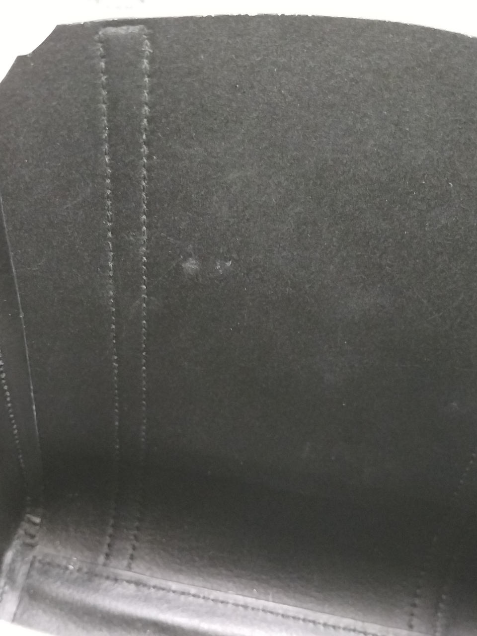 内側小さな汚れあり