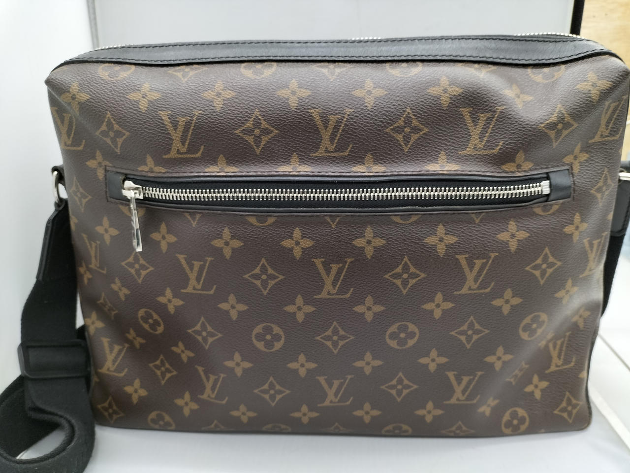 高さ　約26cm
横　約36cm