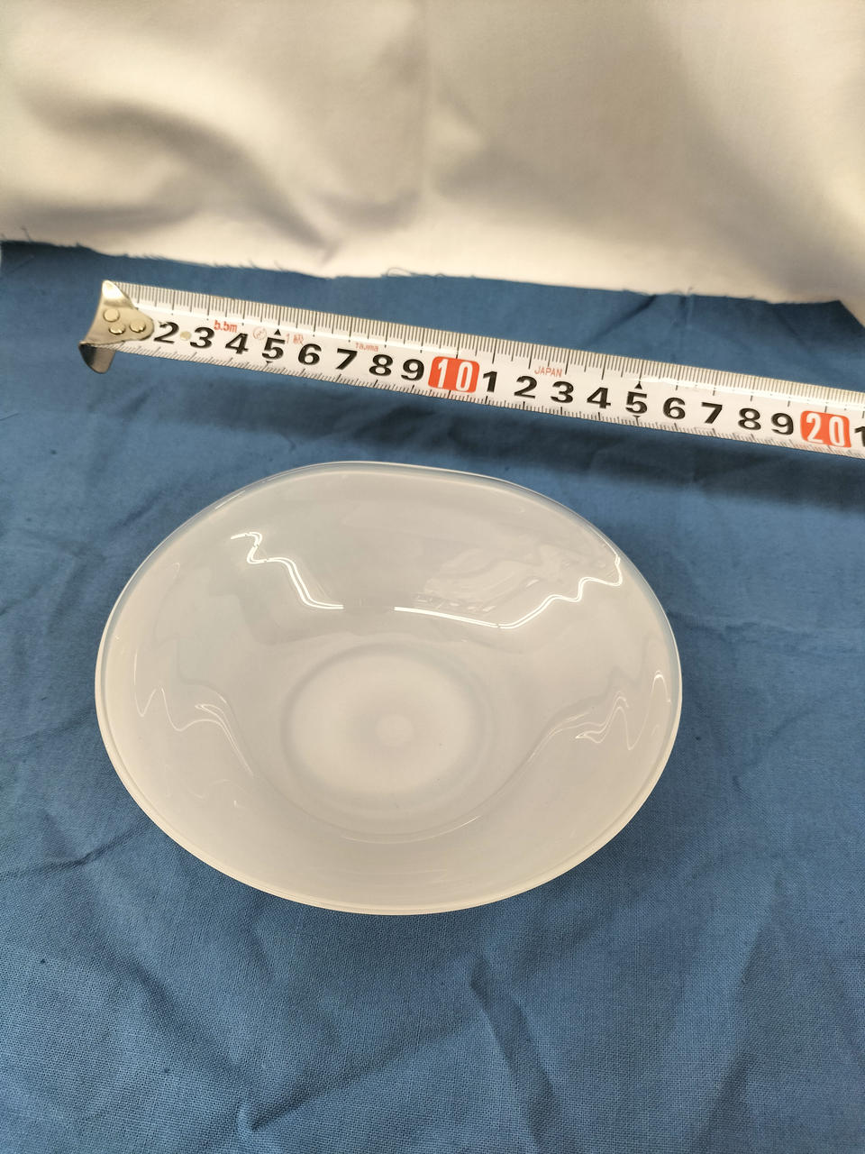 横幅　最大値は約14cm