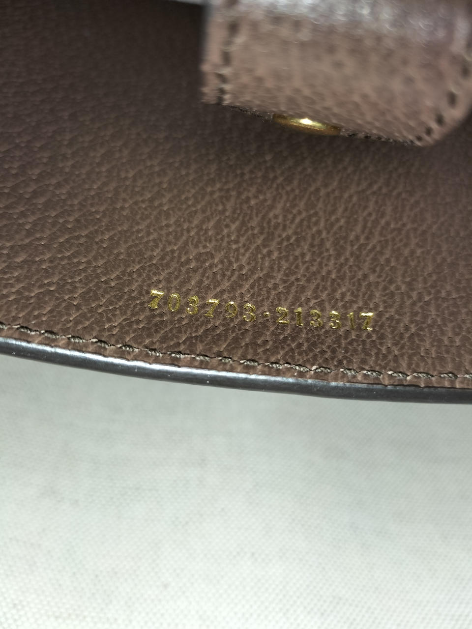 ポケット内シリアルあり