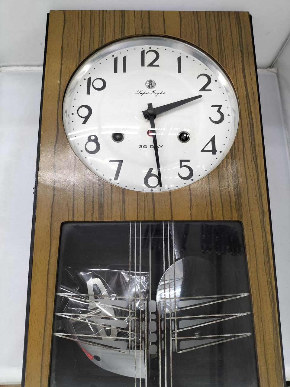 ゼンマイ式振り子時計